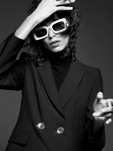 Солнцезащитные очки Zara в квадратной оправе