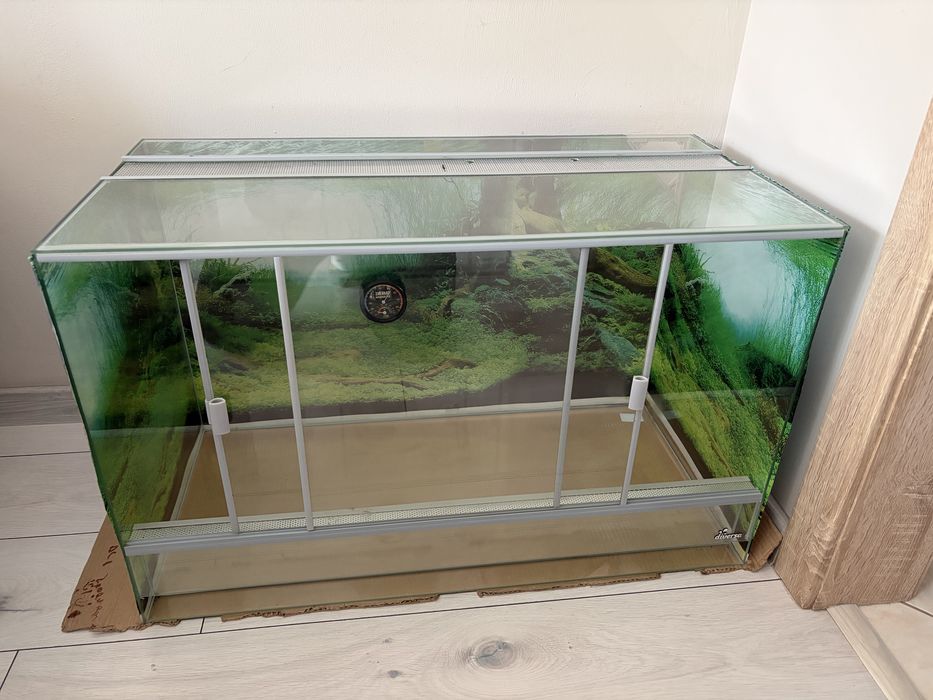 Terrarium szklane 40x80x50 wraz z oprawkami do żarówek