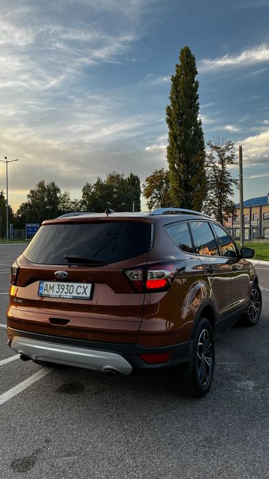 Продам FORD ESCAPE 2017р.