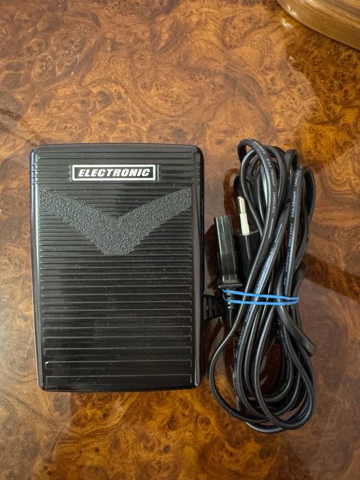 Швейна машинка Minerva Next 363D