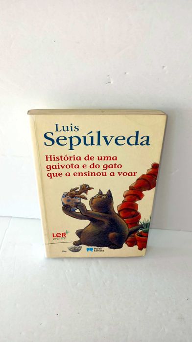História de uma Gaivota e do Pássaro que a ensinou a voar