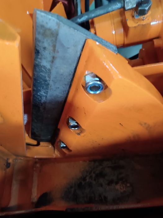 Wynajem rębak rozdrabniacz bardzo mocne diesla