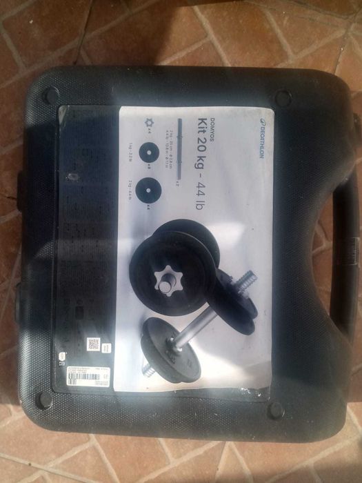 Kit de Halteres DOMYOS 20 kg Decathlon + Mala – Como Novo  Descrição