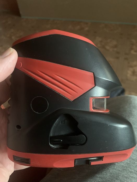 Leica лазерний рівень