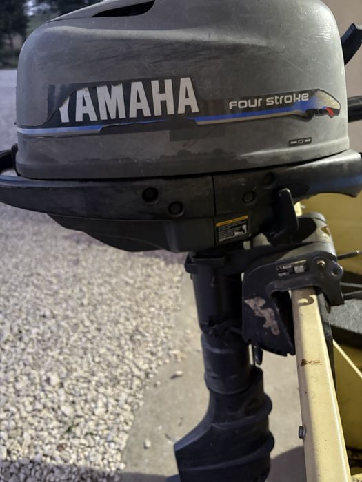 Silnik zaburtowy Yamaha 4 km