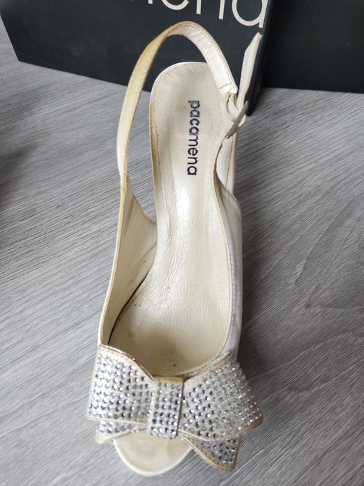 Sapatos de cerimónia, forrados tamanho 37