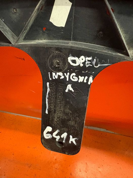 641K Wzmocnienie Zderzaka Przedniego Przód Opel Insignia A