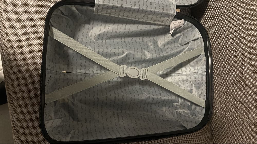 Чемодан    Wings