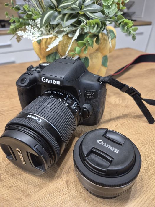 Aparat Canon 750D dwa obiektywy