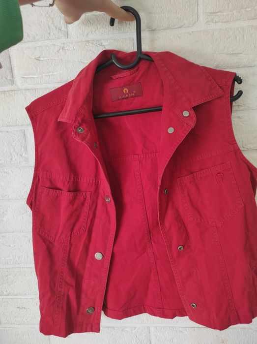 Bezrękawnik czerwony damski Aigner