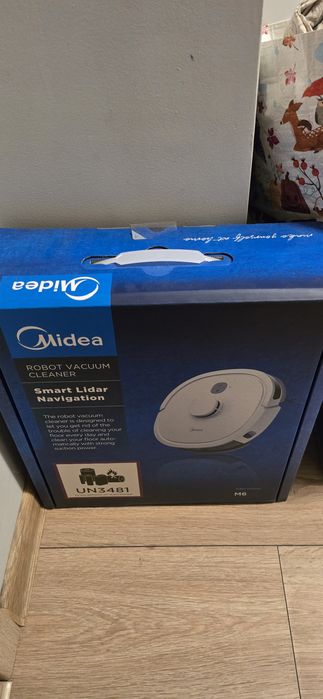 Robot sprzątająco mocujący midea m6 nowy