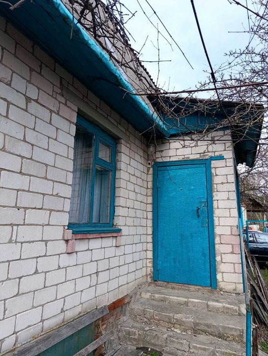 Дача поруч з лісом !