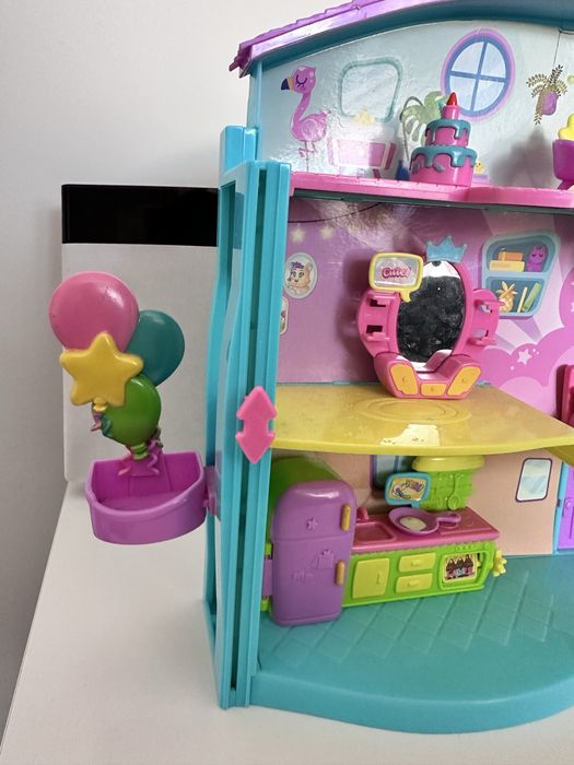 Magic Box Mojipops Moji house party