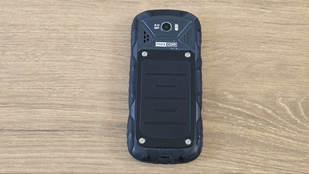 Pancerny telefon Maxcom Strong MM920
