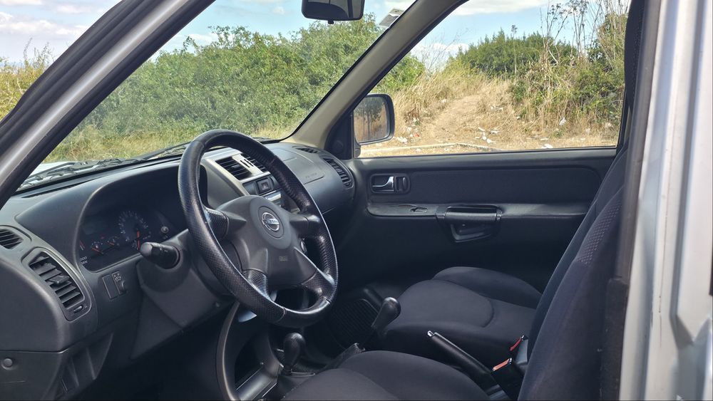 Nissan Terrano 3.0 DiD foto 4