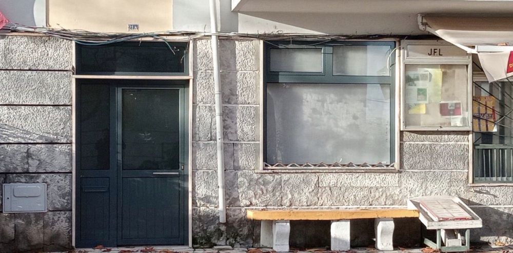 Loja Arrendada 800€ Excelente Oportunidade de Investimento | Lavradio