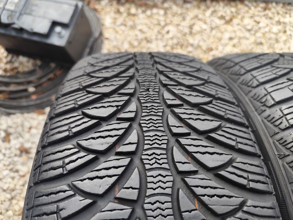 Opony zimowe 205/55R16 Fulda 2sztx90zł