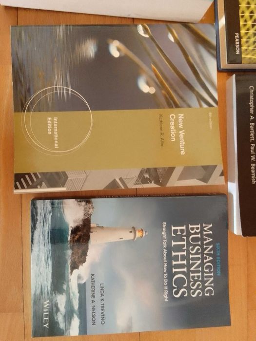 Vendo livros de gestão mba