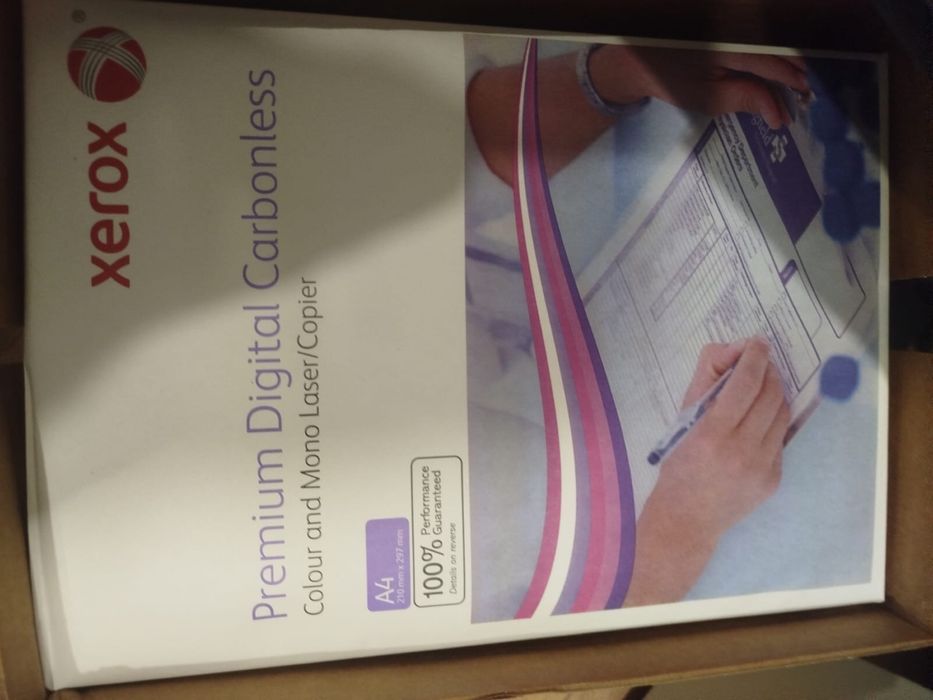 Self-copying A4 Paper64354231924354120