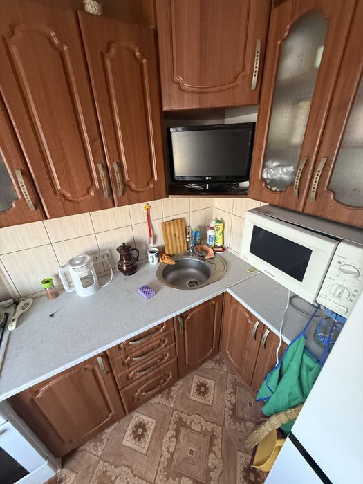 Здам 2 кім по Ватутіна