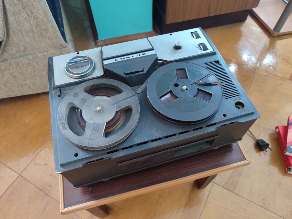 Magnetofon szpulowy + taśmy