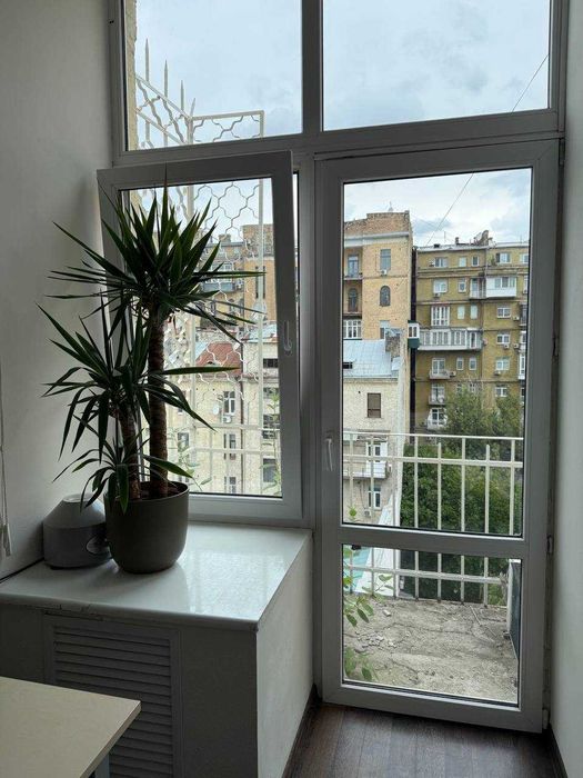 ОФІС, Шоу-рум, Б'юті-кабінет 20 м2 на Хрещатику! Європейська площа!