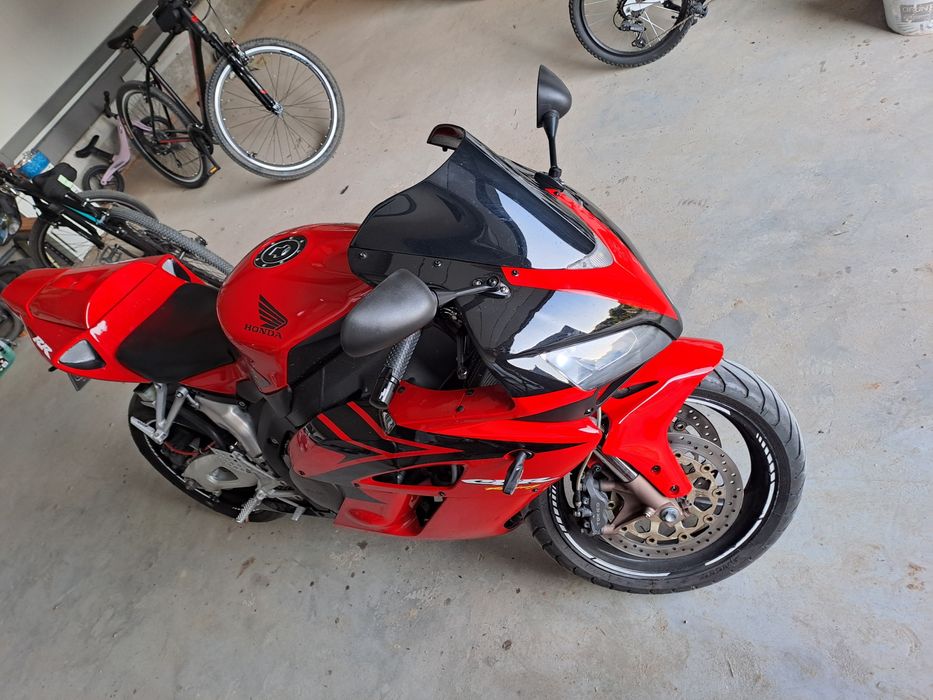 Honda cbr 1000rr sc57