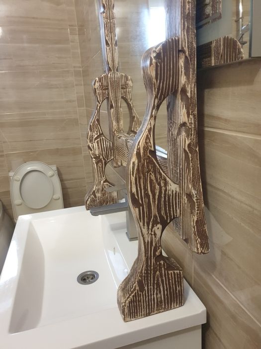 Продам дерев'яне дзеркало