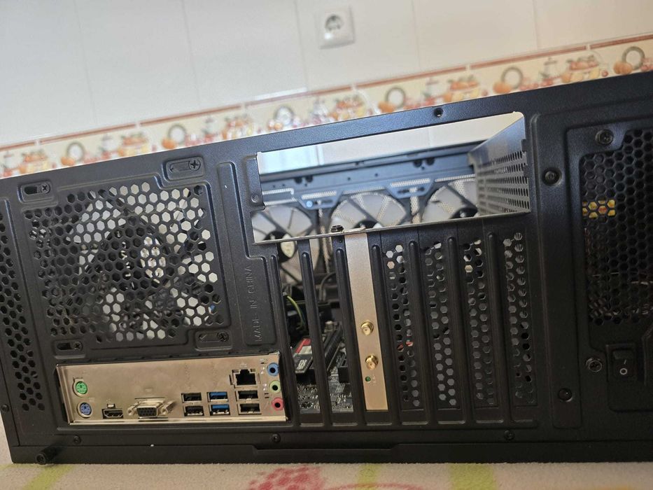 PC da marca UNYKA (sem gráficas) | i5-10400 | Ram 16gb ddr4