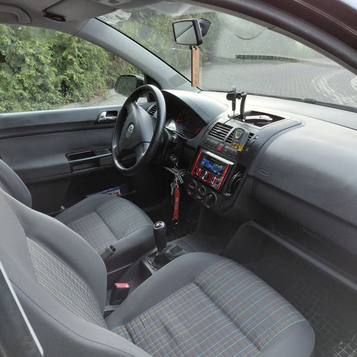 Volkswagen Polo 9n