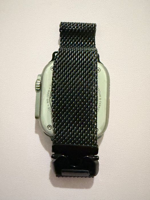 Apple Watch Ultra - GPS + Cellular