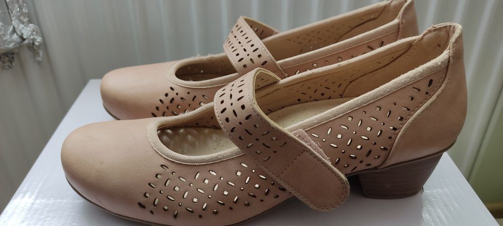 Buty Easy Street, roz. 4,5  skórzane