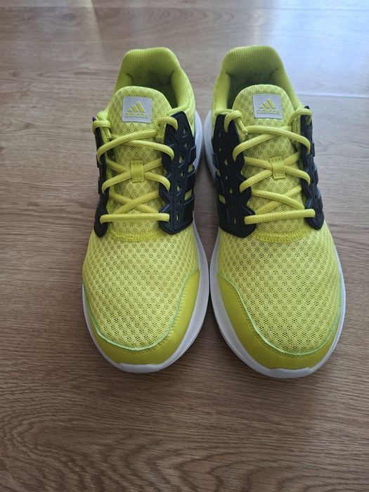 Кросівки Adidas GALAXY 3  Λαχανί 46розмір/30см