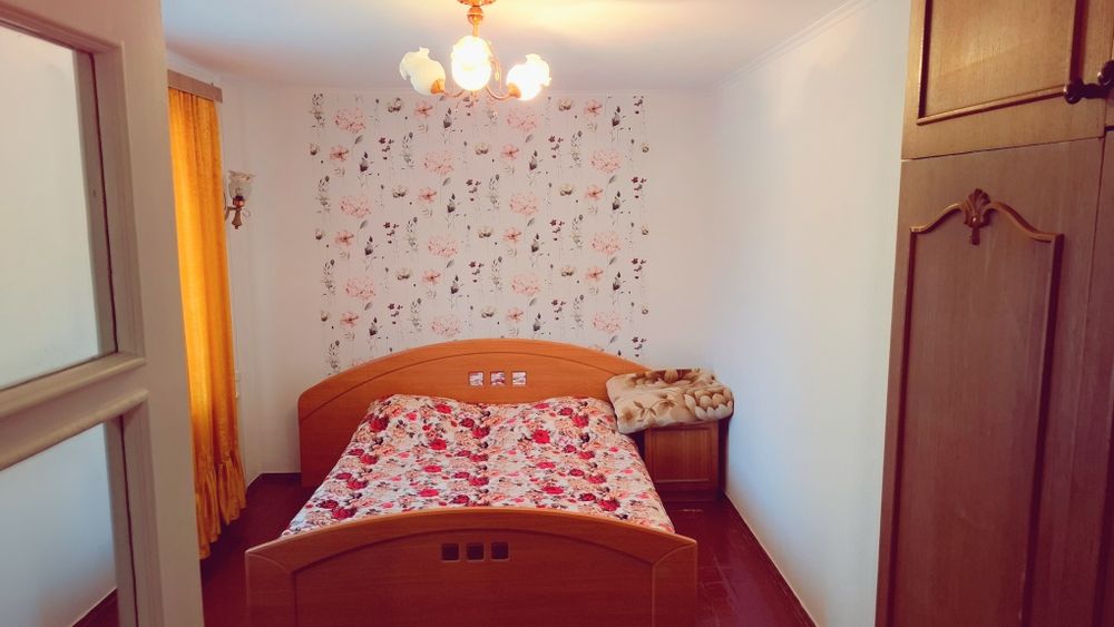 Чудова квартира. ЦУМ.5місць.Тривалий термін.Робимо документи.