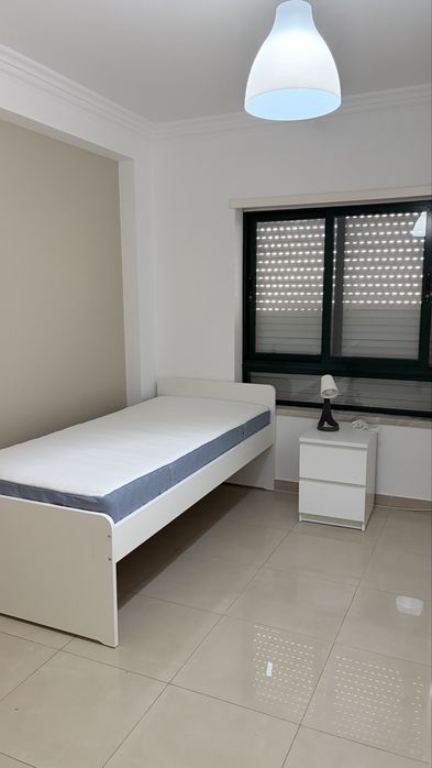Quarto Duplo  São Sebastião, Setúbal
