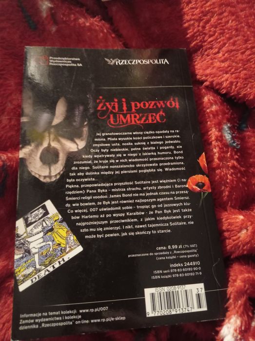Ian Fleming James Bond Żyj i pozwól umrzeć