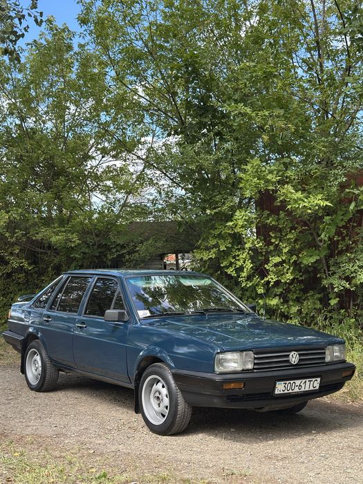Автомобіль Volkswagen Passat b2