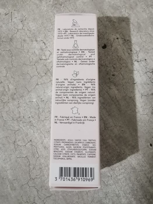 Nowe opakowanie nawilżającego kremu Hydragenist marki Lierac