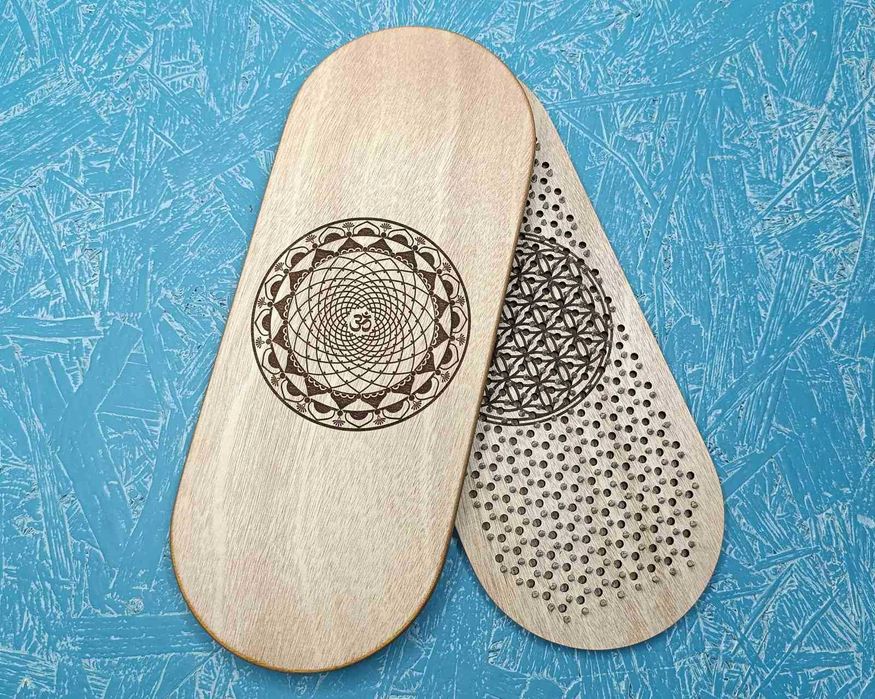 Дошка Садху з цвяхами для йоги. Цвяхостояння. 10мм.