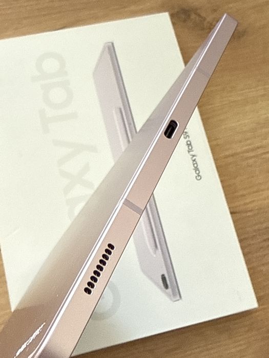 Samsung Tab s9fe, 6/128g Wi-Fi идеал