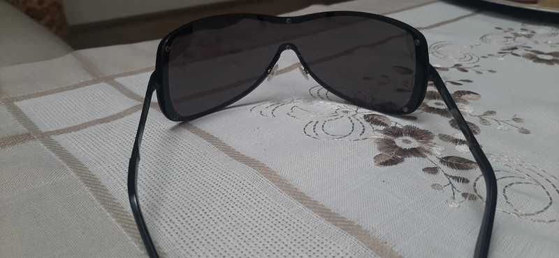 Okulary przeciwsłoneczne damskie Armani