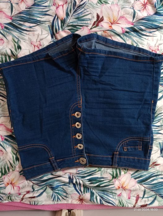 Spodenki  z wysokim stanem