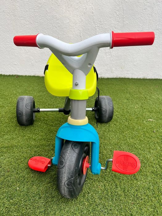Triciclo Smoby para crianças