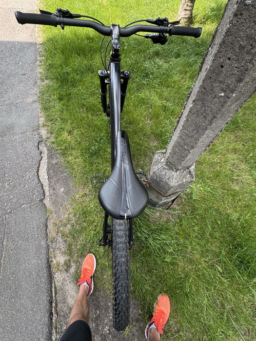 Author versus rama m,kolo 27,5