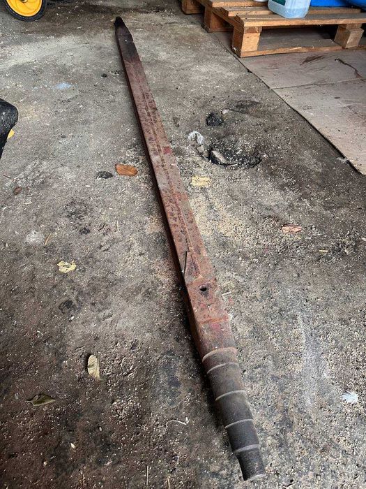 Вісь (ось, балка) причепа ПТС 8 шпильок