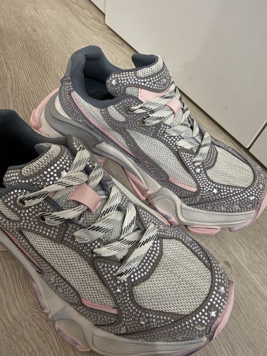 Жіночі кросівки MIRATON велюрові сірі, 24,5 см