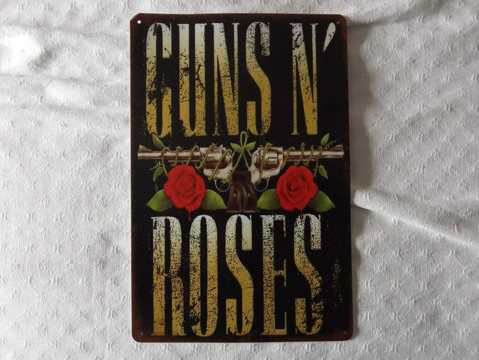 Placas Decorativas em Metal - Queen/Guns N Roses