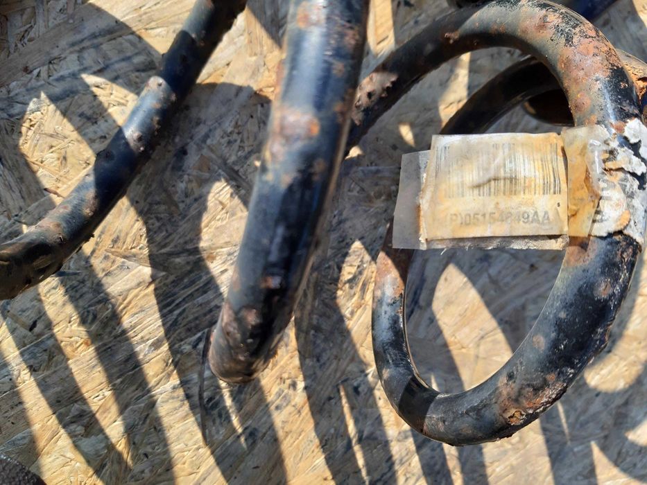 Sprężyna Dodge Ram 09-19r tył komplet