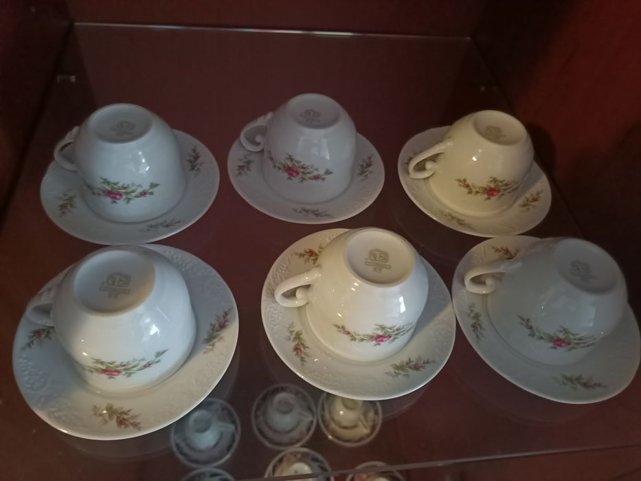 6 chávenas de café/chá