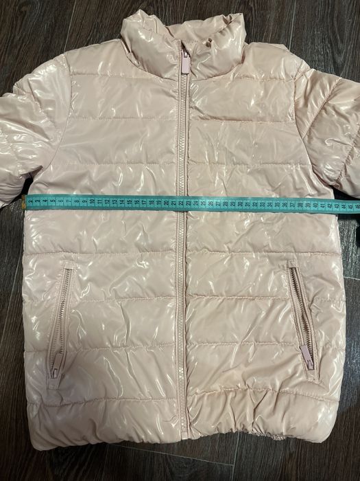 Весняна куртка для дівчинки